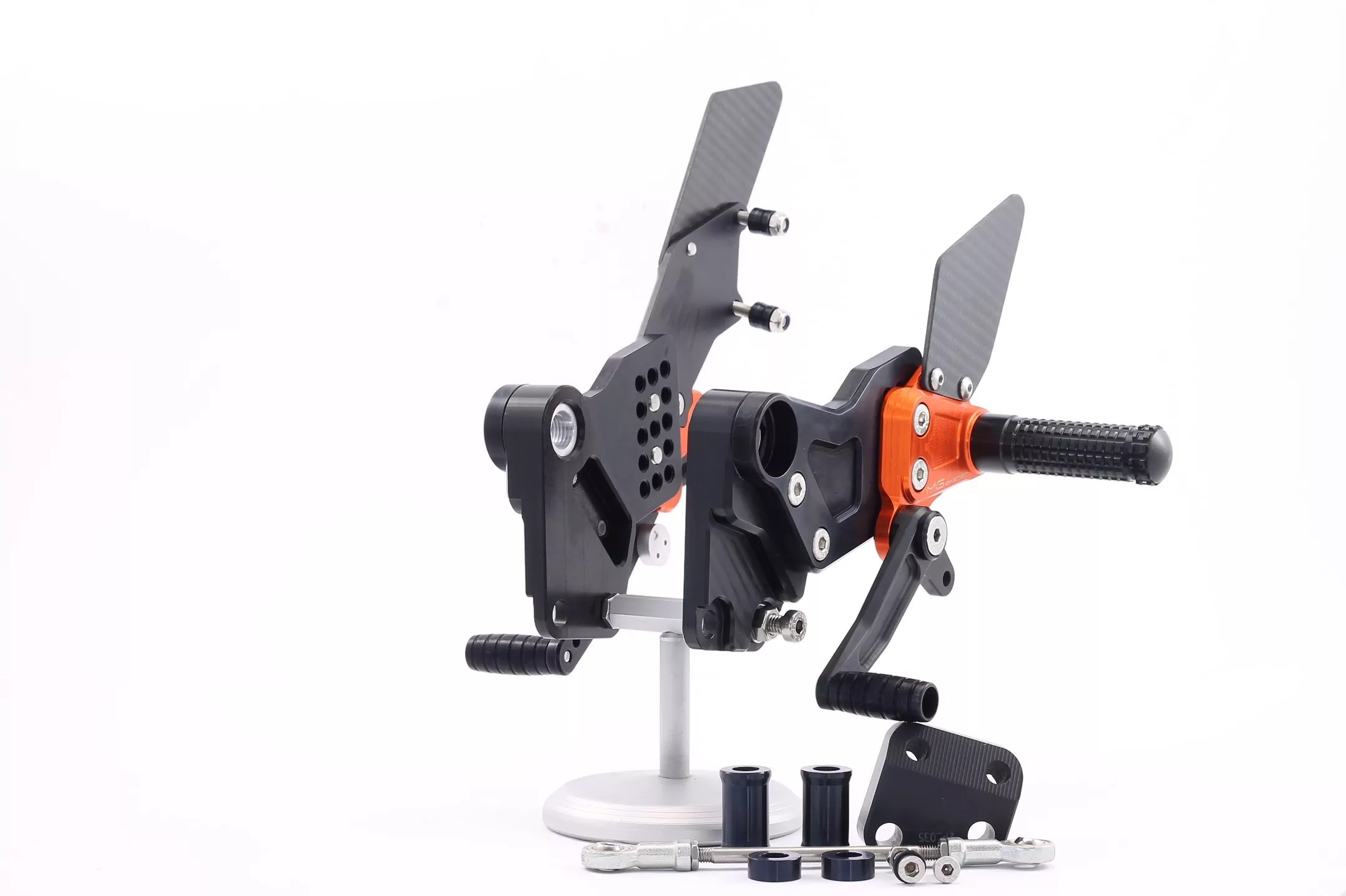 MG Biketec Sportfussrastenanlage / Rastenanlage / Fußrastenanlage mit ABE, gültig in D - A - CH für KTM 125 Duke ab 2020-2023