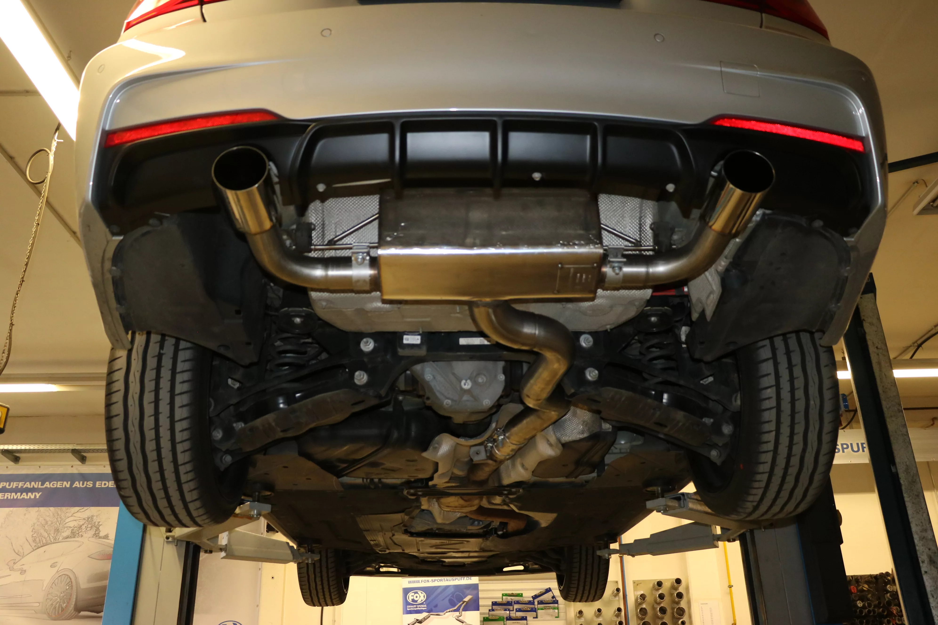 BMW F30/31 - 335d Endschalldämpfer quer Ausgang rechts/links - 1x90 Typ 10 rechts/links