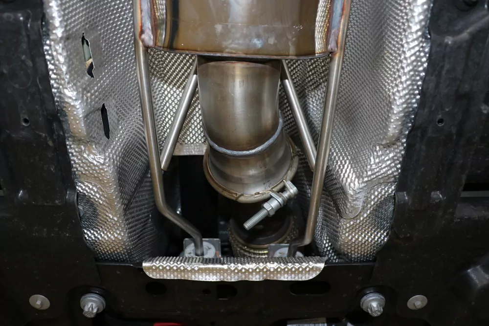 Mercedes CLA 45/ 45S - 118  Vorschalldämpfer