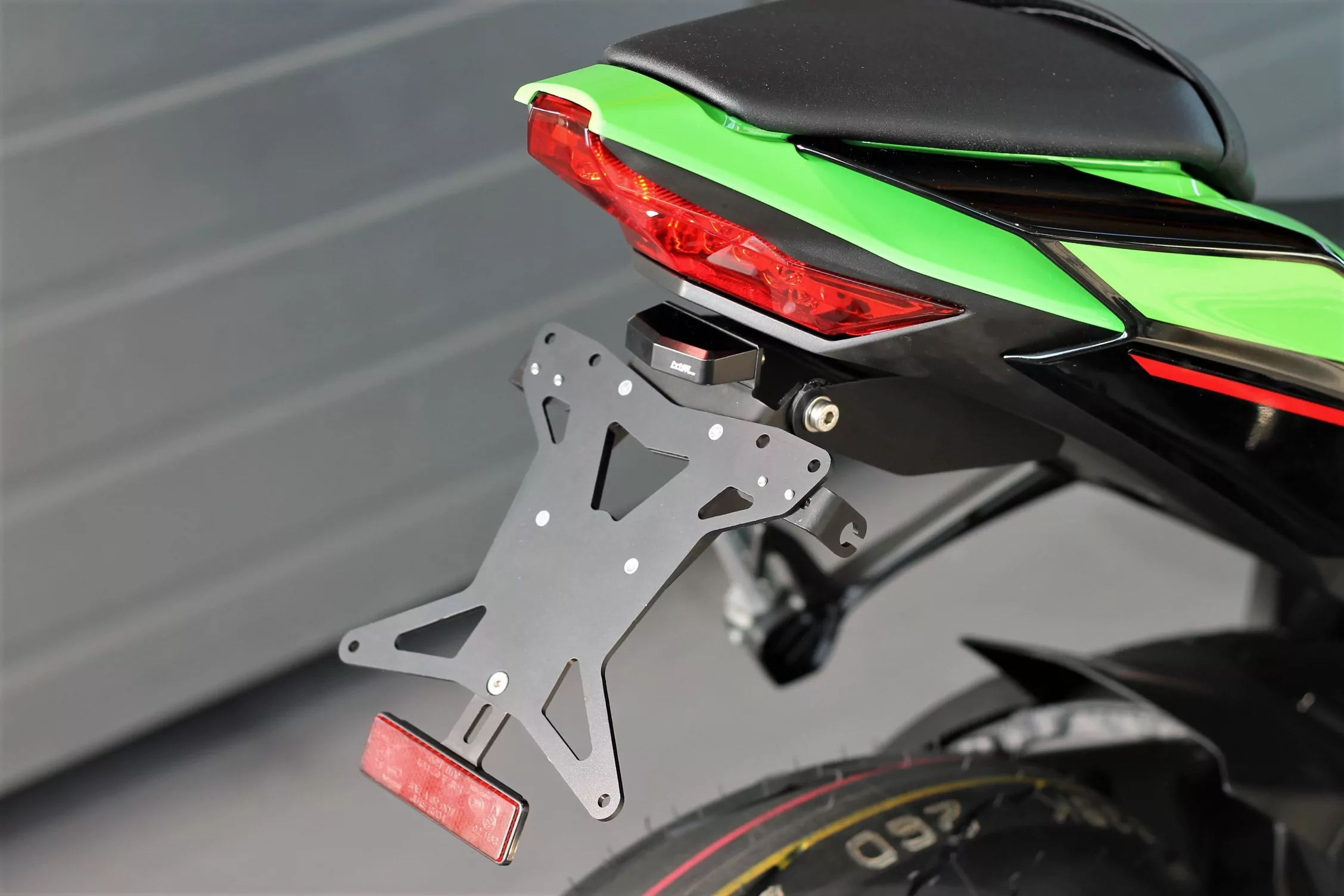 MG Biketec Kennzeichenhalter für Kawasaki ZX-10R ab 2016-2020