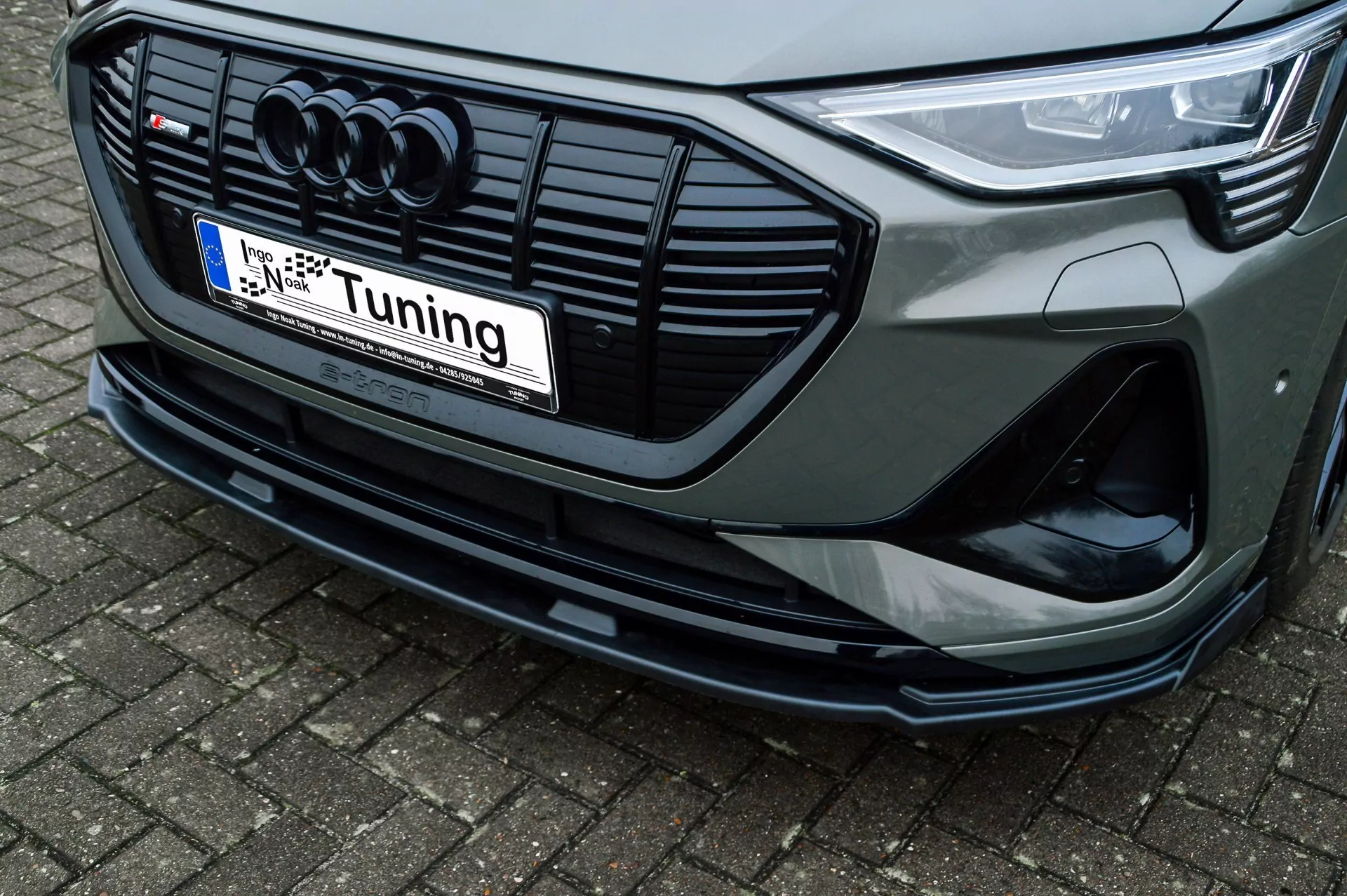 Cup Frontspoilerlippe mit Wing für Audi E-Tron Quattro +Sportback
