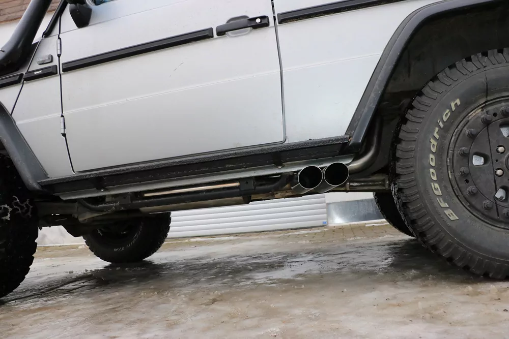 Mercedes G-Klasse Cabrio - 463 (ohne Trittbrett)  Endschalldämpfer Ausgang seitlich  - 2x80 Typ 14