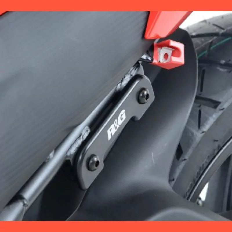 R&G Racing hintere Fußrastenabdeckung Honda CBR 300 R 2014- / NX 500 2024-