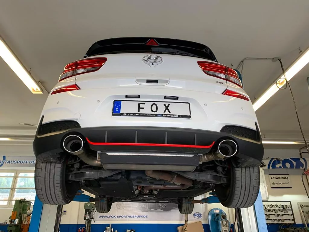 Hyundai i30N Performance + Fastback  Endrohre passend auf den originalen Endschalldämpfer - 129x106 Typ 32 rechts/links