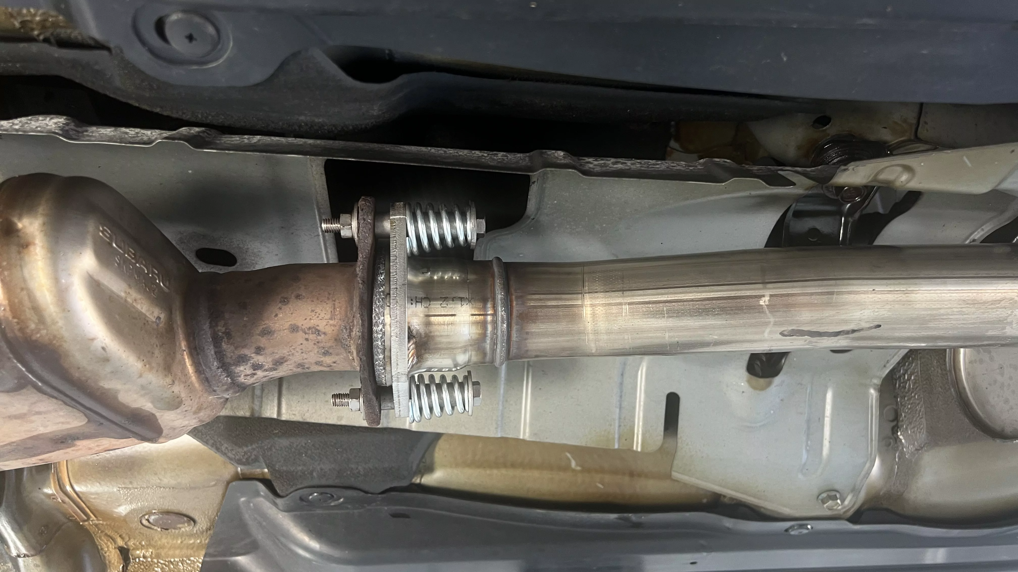 Subaru Legacy V Station Wagon - BR  Vorschalldämpfer