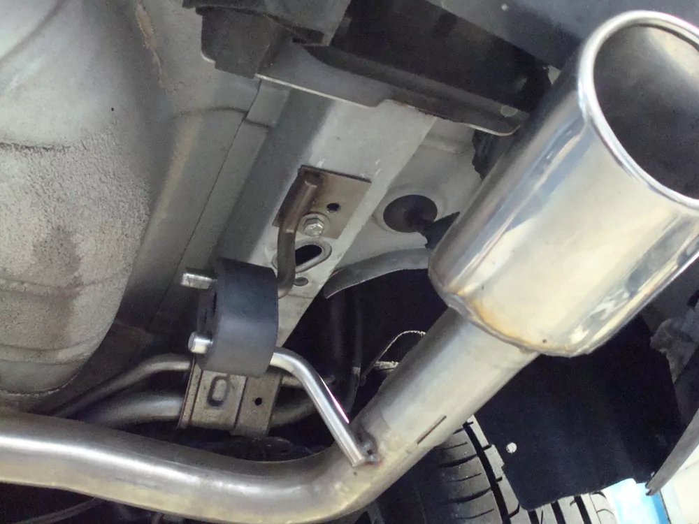 Ford Focus III Fließheck - Diesel  Endschalldämpfer Ausgang rechts/links - 106x71 Typ 32 rechts/links