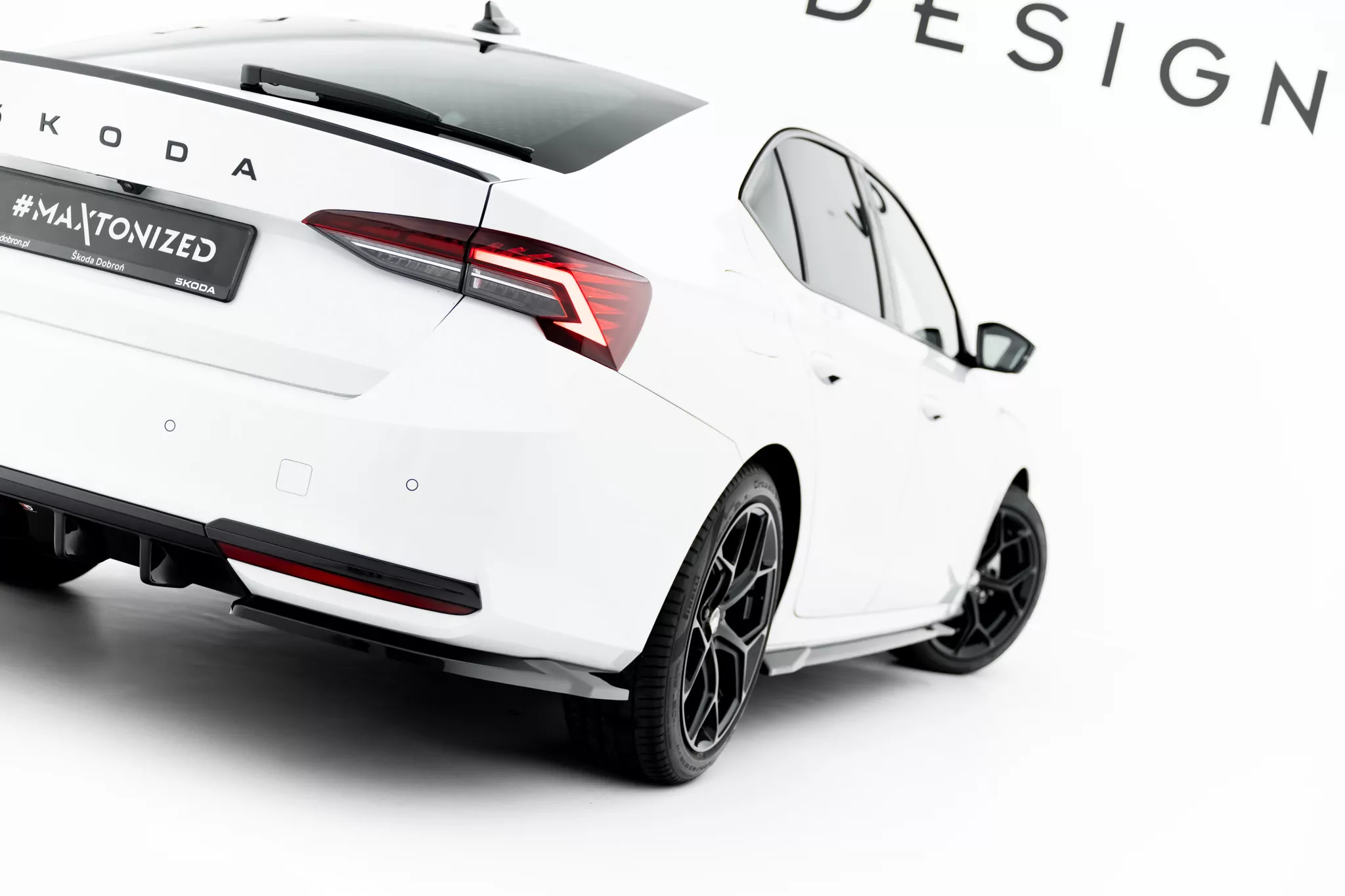 Heck Ansatz Flaps Diffusor Für Skoda Octavia Sportline Liftback / Combi Mk4 Facelift Schwarz Hochglanz
