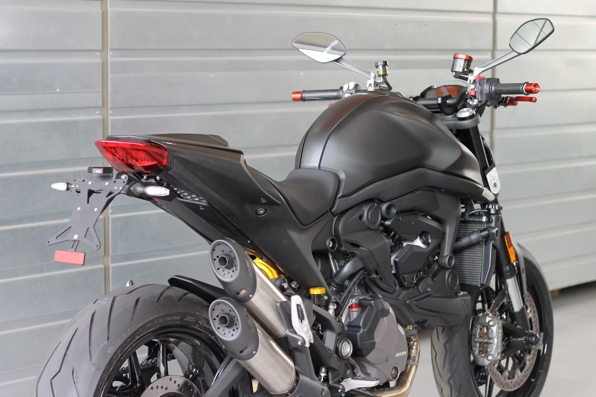 MG Biketec Kennzeichenhalter für Ducati Monster / Monster+ 937 (950) ab 2021