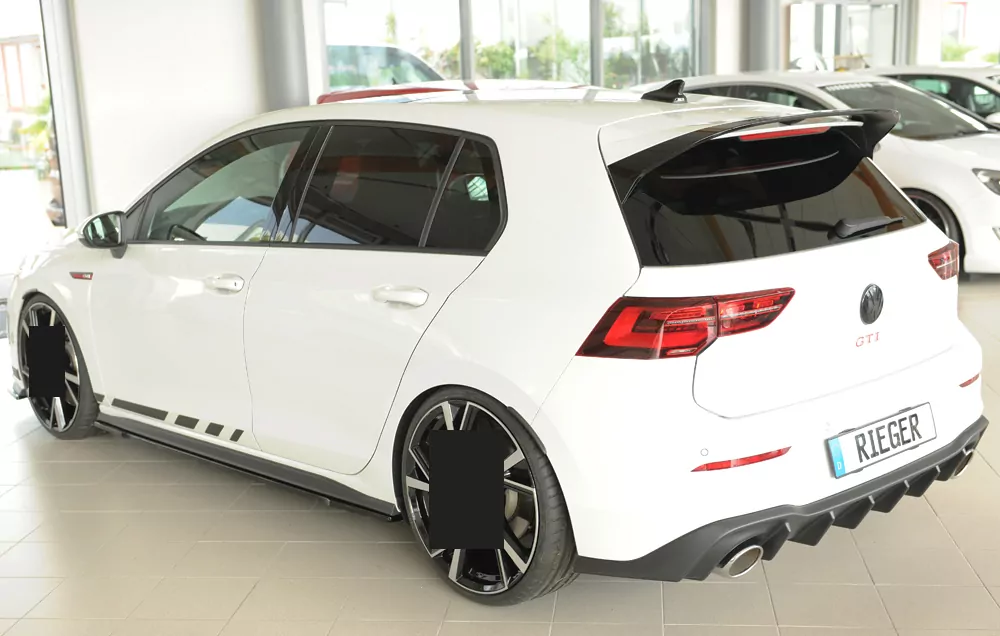 Rieger Heckeinsatz matt schwarz für VW Golf 8 GTI Clubsport 5-tür. 10.20-03.24 (bis Facelift)