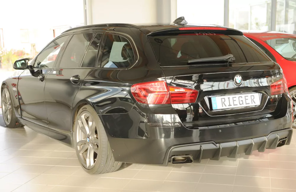 Rieger Heckeinsatz (für Fzg. mit AHK) matt schwarz für BMW 5er F11  (5K) Touring 07.13- (ab Facelift) LCI