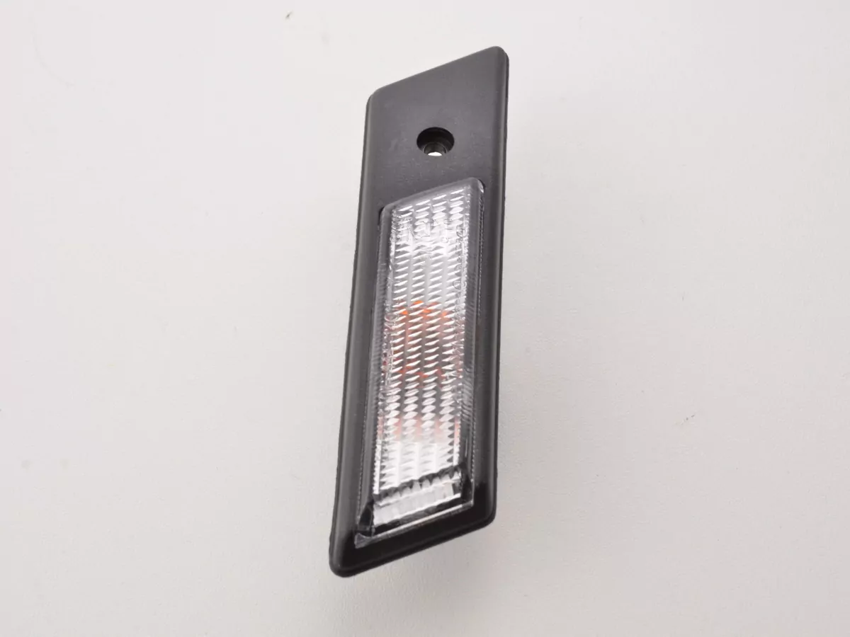 Verschleißteile Seitenblinker links BMW E32 / E34