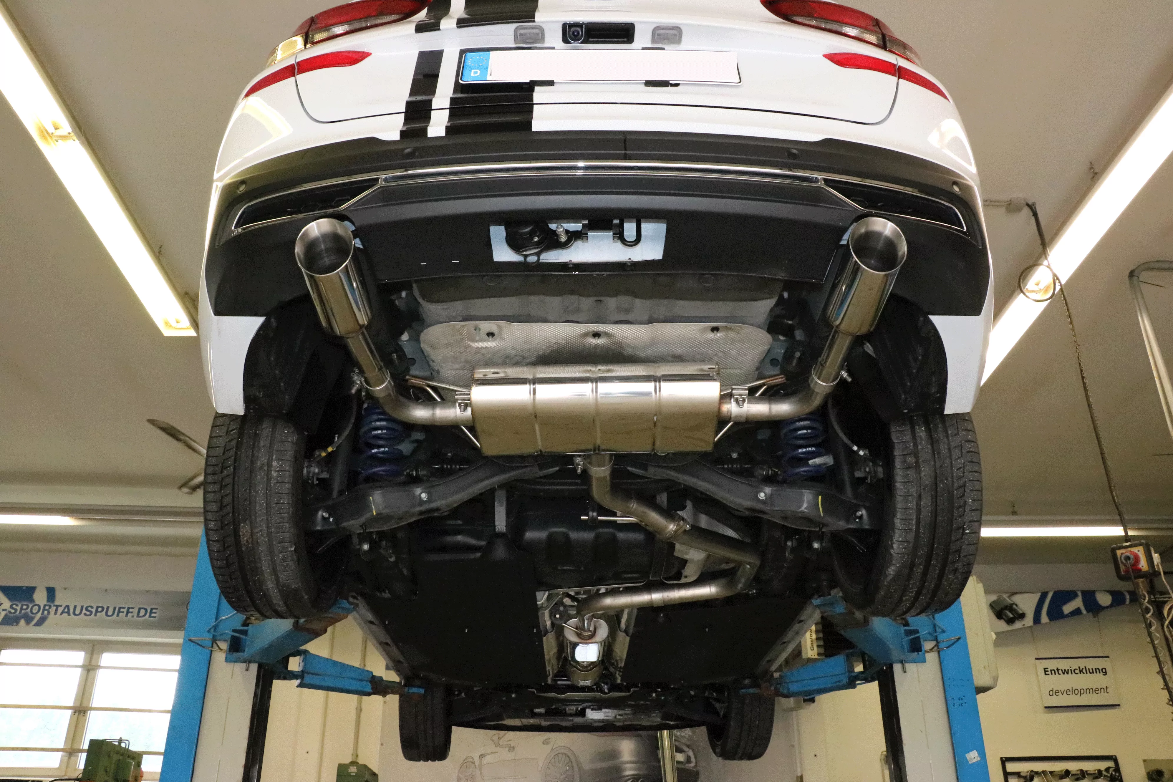 Hyundai i30 PDE Kombi  Endschalldämpfer quer Ausgang rechts/links - 1x90 Typ 25 rechts/links