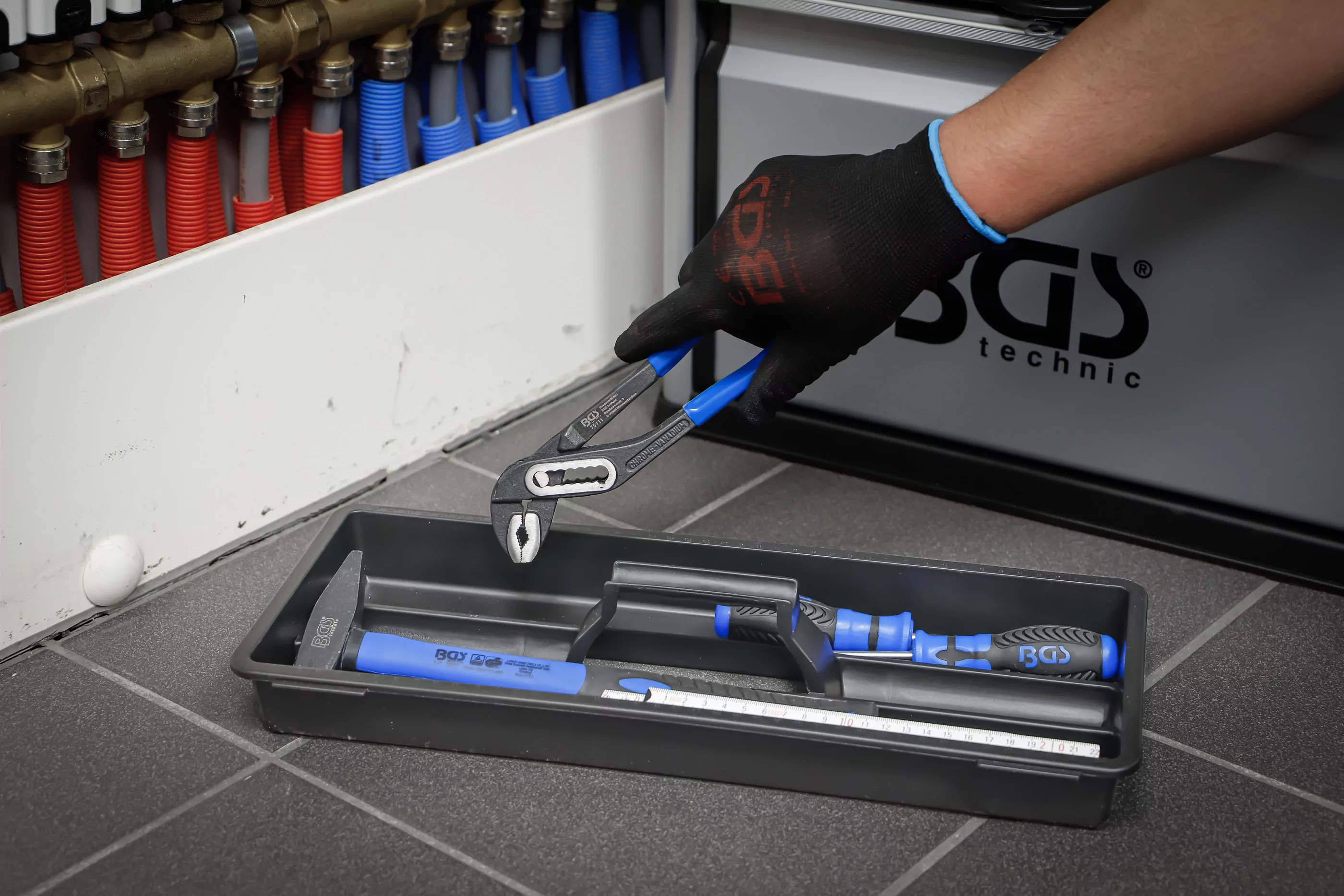 Montagewagen | fahrbar | mit 111 Werkzeugen