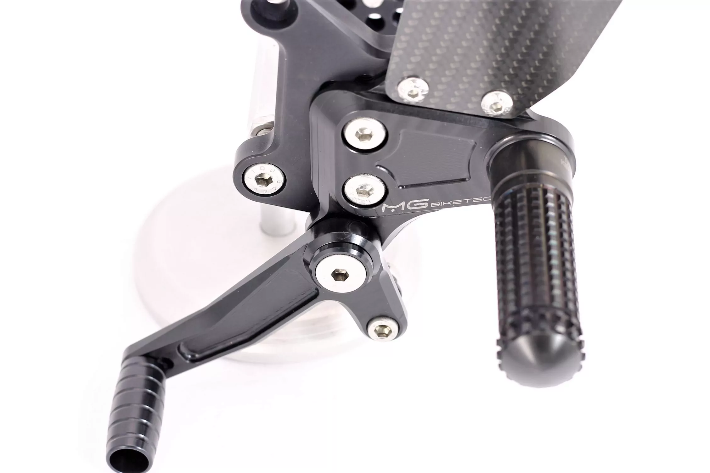 MG Biketec Sportfussrastenanlage / Rastenanlage / Fußrastenanlage mit ABE, gültig in D - A - CH für Benelli Café Racer 899 ab 2009