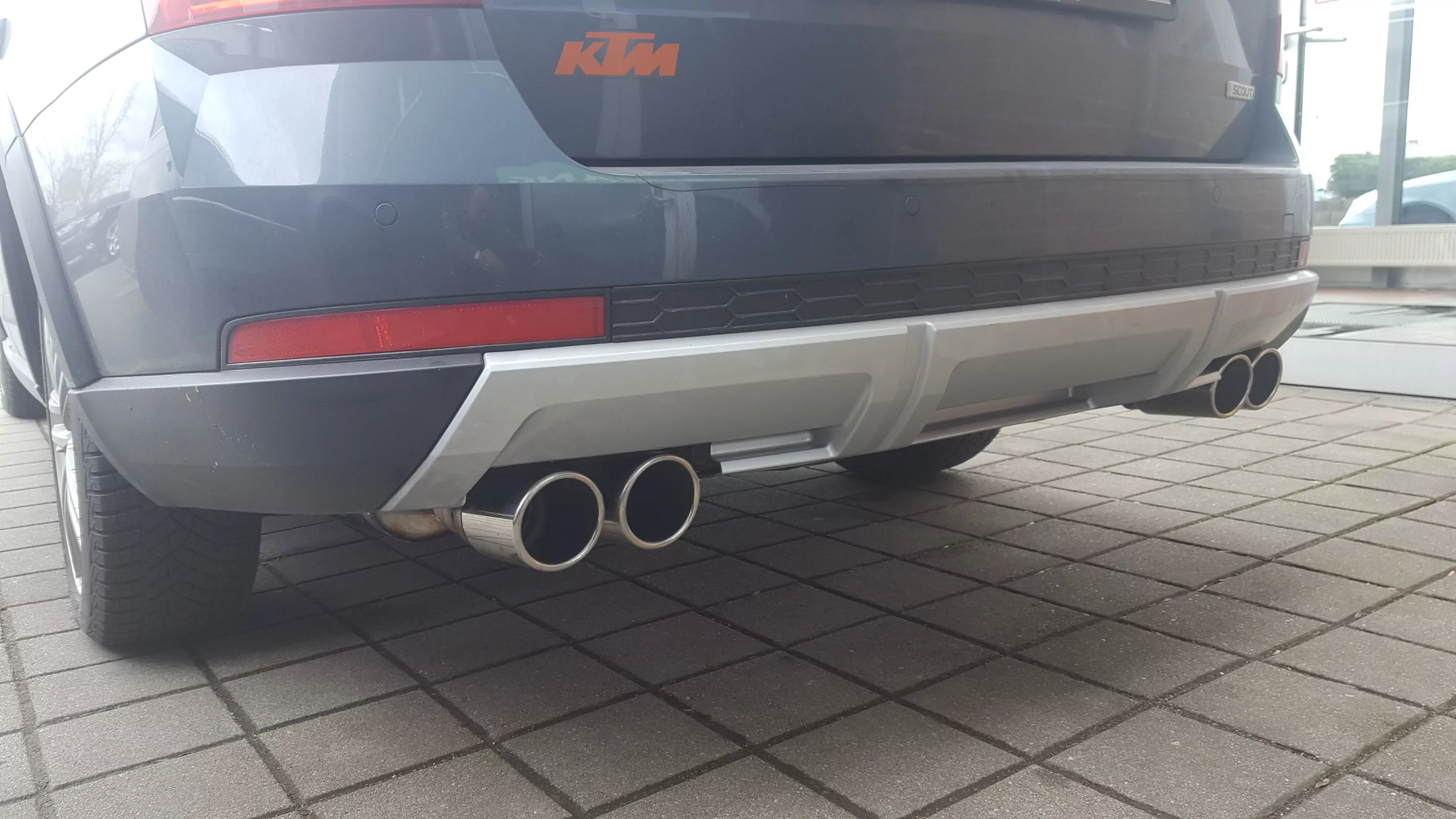 Skoda Octavia 5E 4x4 (+Scout)  Endschalldämpfer rechts/links - 2x90 Typ 16 rechts/links