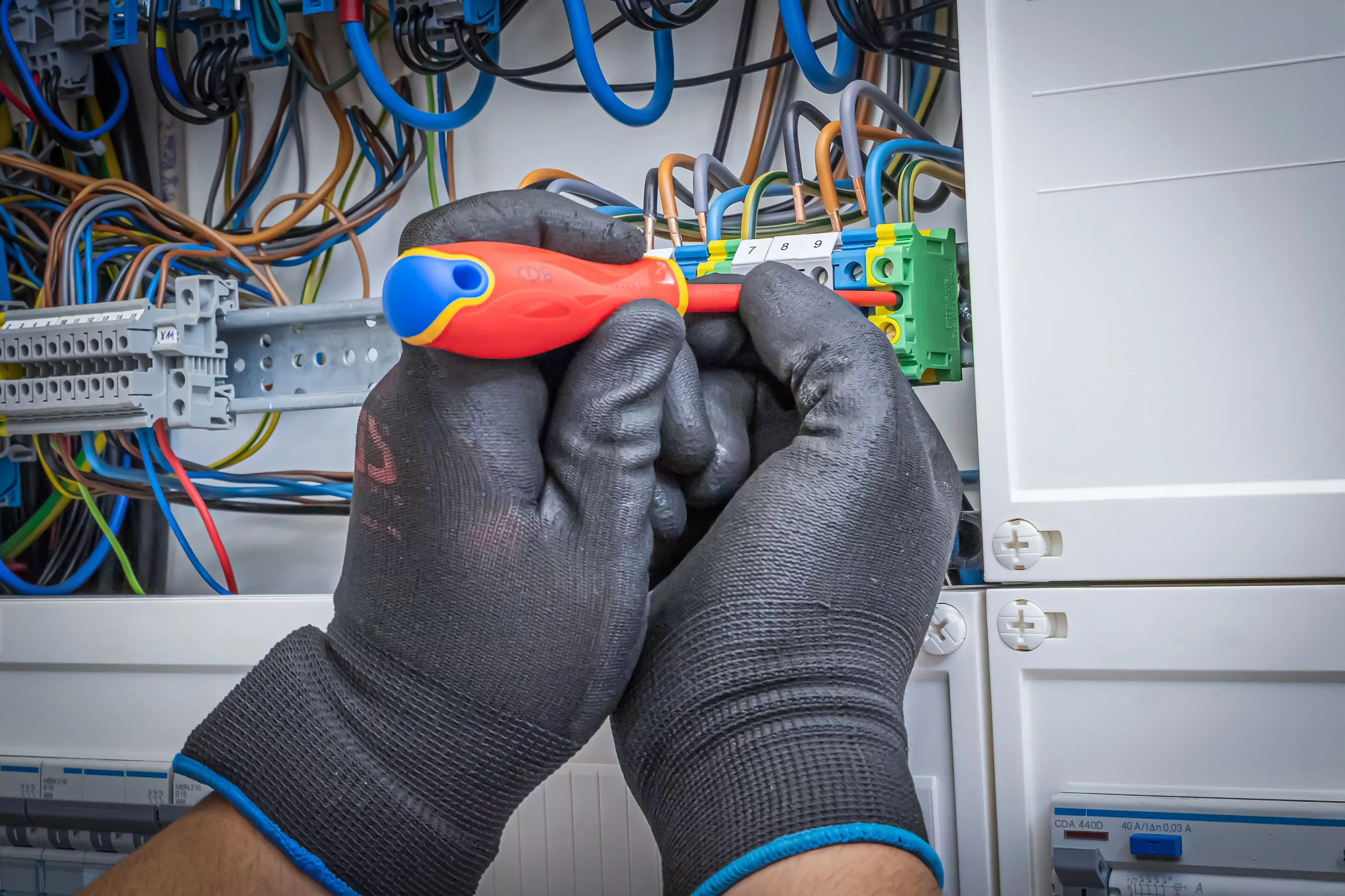 VDE-Schraubendreher-Satz | extra dünne Spitze | 6-tlg.