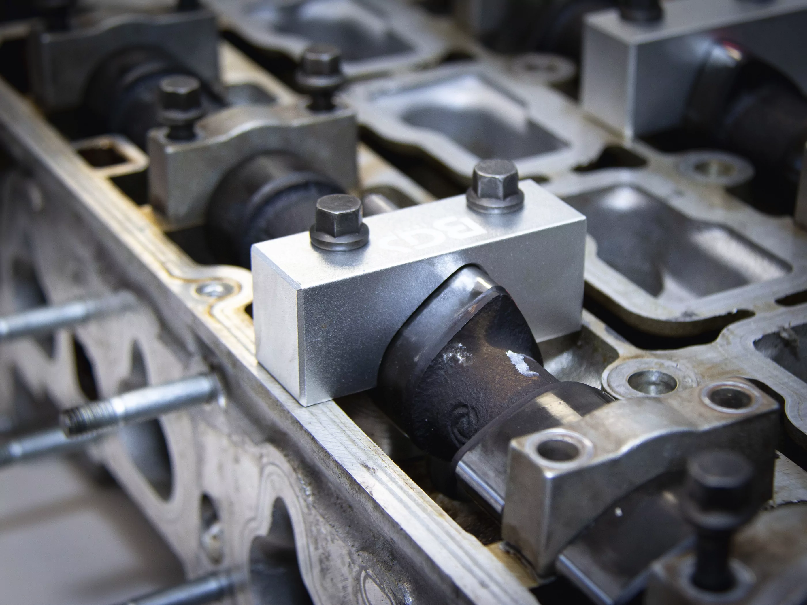 Werkstattwageneinlage 1/6: Nockenwellen-Arretierwerkzeug-Satz | für Alfa Romeo 147 1.6 105 PS