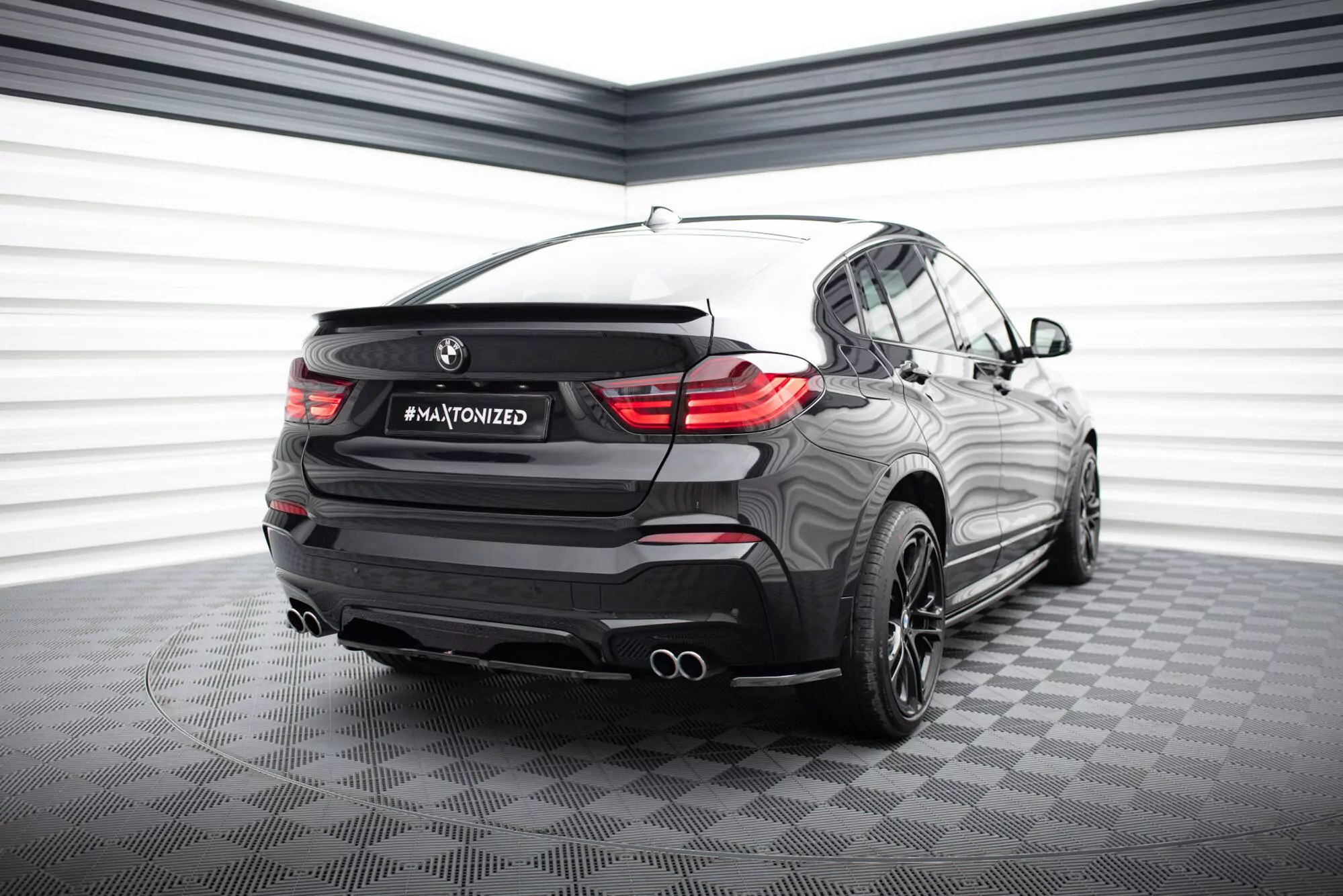 Mittlerer Diffusor Heck Ansatz Für BMW X4 M Paket DTM LOOK Schwarz Hochglanz