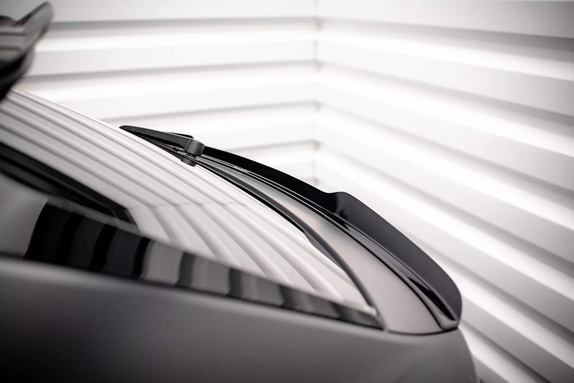 Niedriger Spoiler CAP Für Audi RSQ8 Mk1 Schwarz Hochglanz