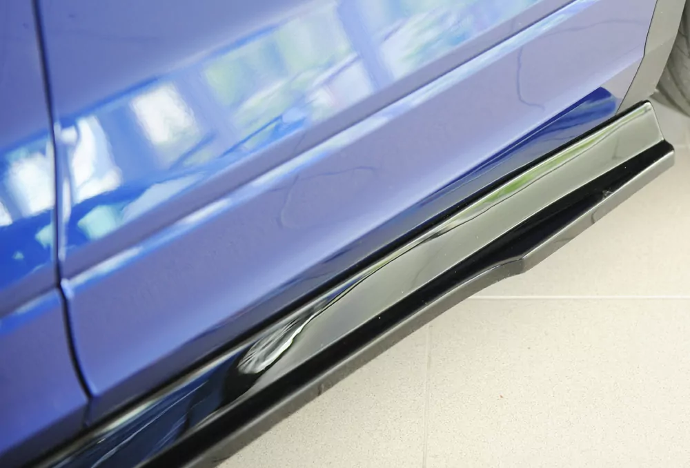 Rieger Seitenschweller links ansatz glanz schwarz für VW T-Roc R (A1) 5-tür. 01.22- (ab Facelift)