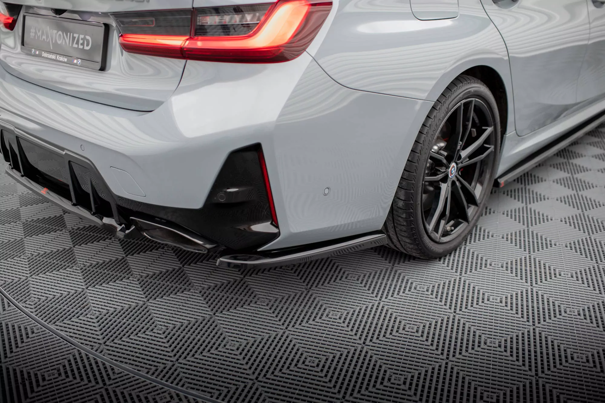Heck Ansatz Flaps Diffusor Für BMW M340i G20 / G21 Facelift Schwarz Hochglanz