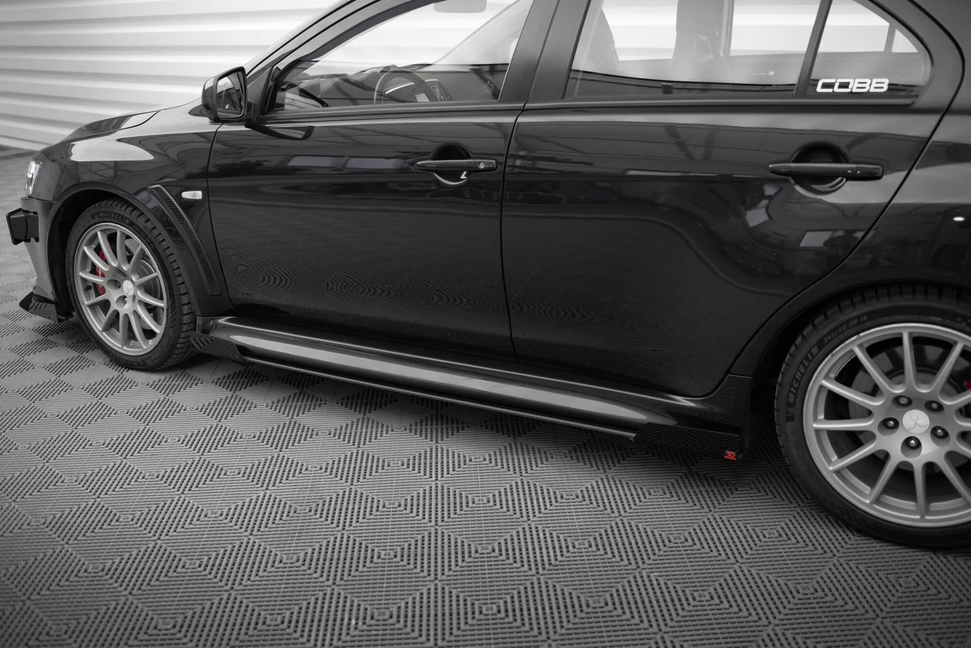 Street Pro Seitenschweller Ansatz Für + Flaps Mitsubishi Lancer EVO X Schwarz Hochglanz