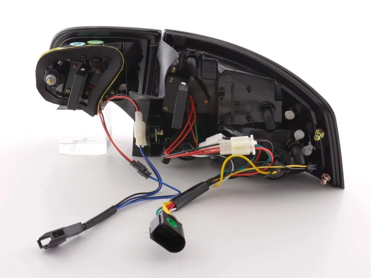 LED Rückleuchten Set Audi A4 Limousine Typ 8E Bj. 04-07 schwarz