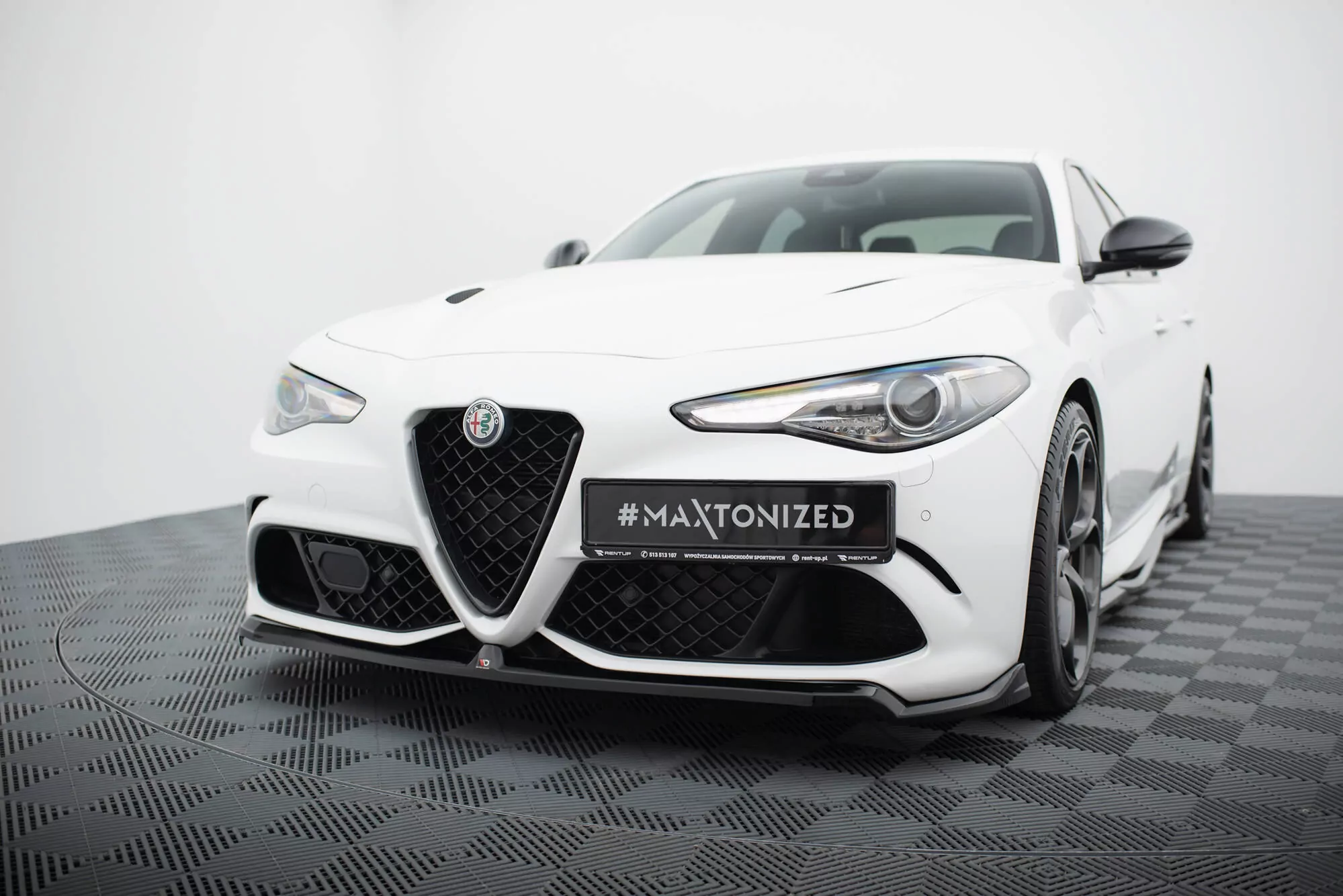 Front Ansatz Für Alfa Romeo Giulia Quadrifoglio Schwarz Hochglanz