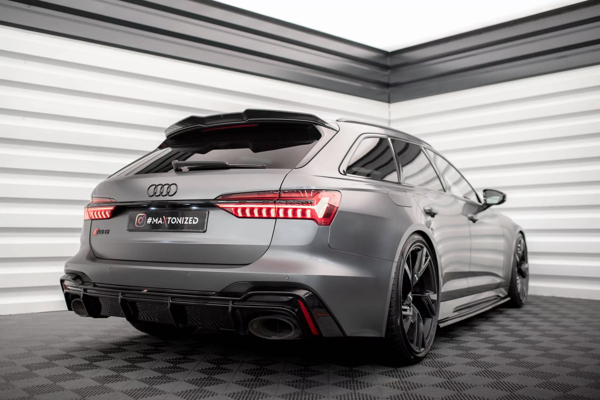 Prepreg Carbon Fiber Heckklappenspoiler Audi RS6 C8
