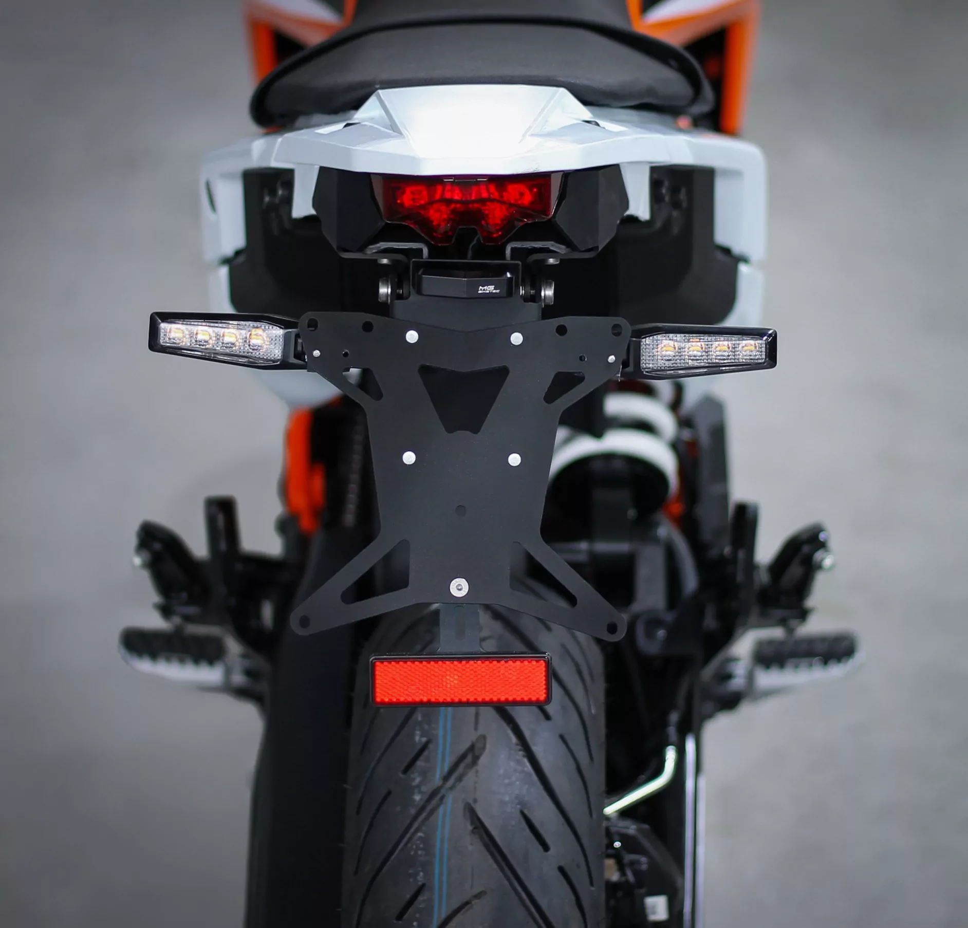 MG Biketec Kennzeichenhalter für KTM 125 SMC R ab 2025