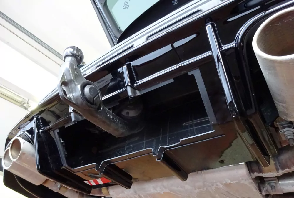 Rieger Heckeinsatz (für Fzg. mit AHK) glanz schwarz für Seat Ateca Cupra (5FP)  09.18-07.20 (bis Facelift)