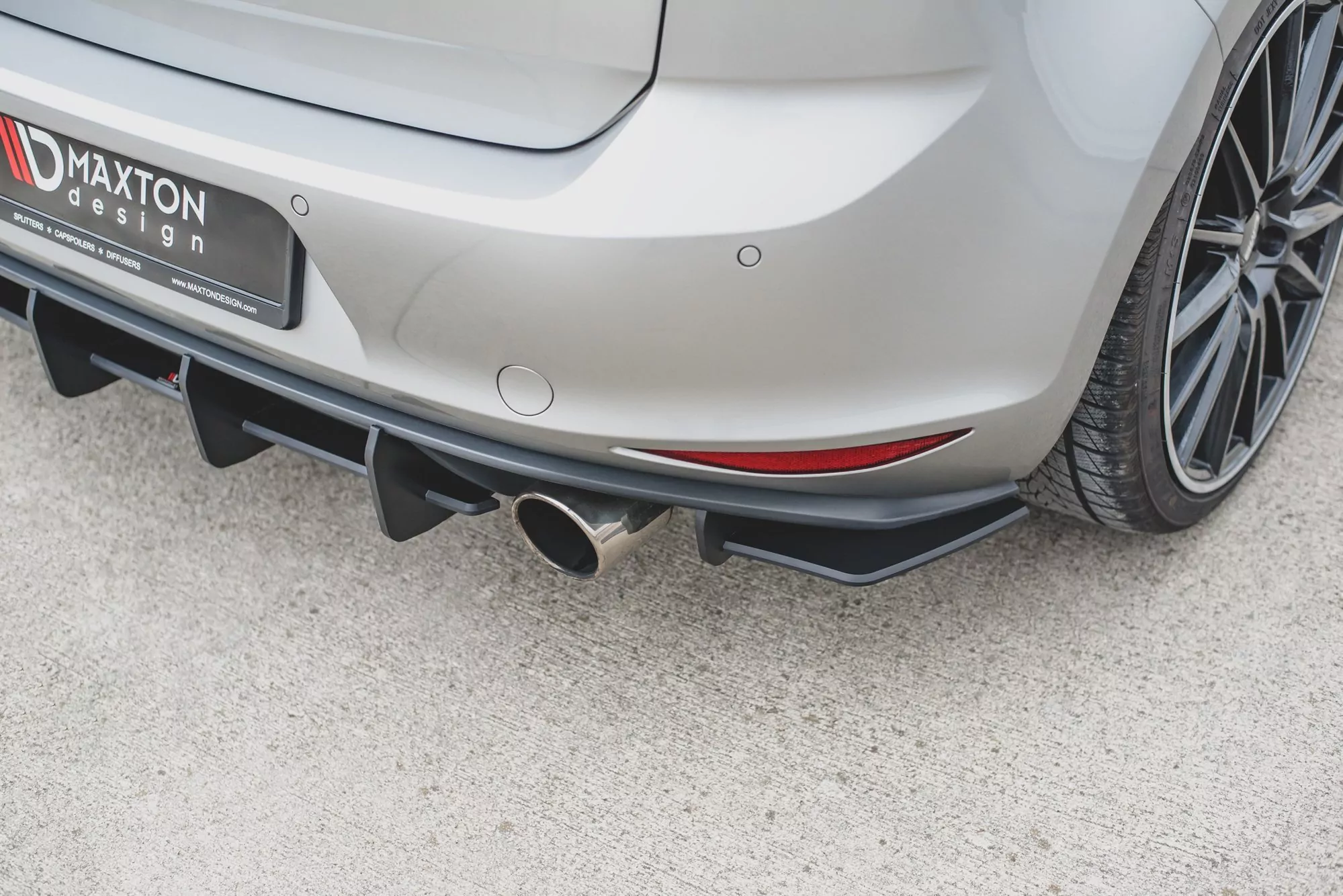 Robuste Racing Heck Ansatz Flaps Diffusor Für L + R V.1 VW Golf 7 GTI