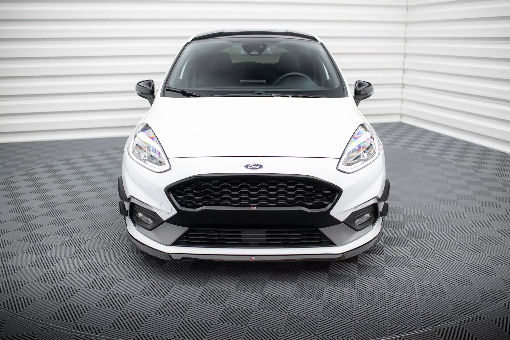Front Ansatz Passend Für V.6 Passend Für Ford Fiesta Mk8 ST / ST-Line Schwarz Hochglanz Schwarz Hochglanz