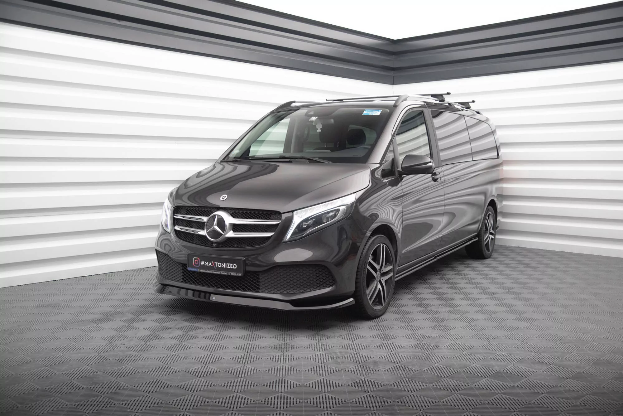 Front Ansatz V.1 Für Mercedes-Benz V-Klasse W447 Facelift Schwarz Hochglanz