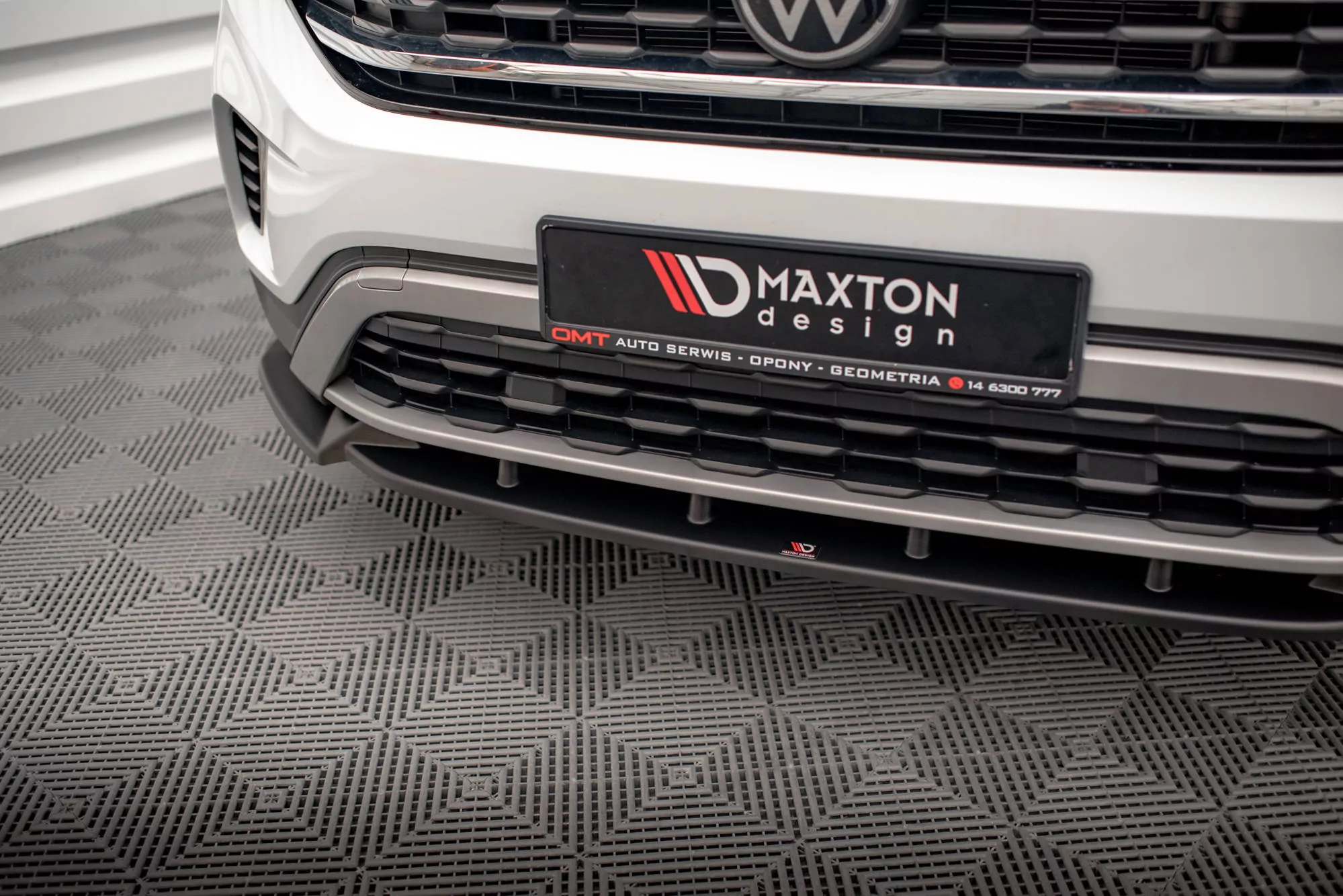 Front Ansatz V.1 Für Volkswagen Atlas Cross Sport Schwarz Hochglanz