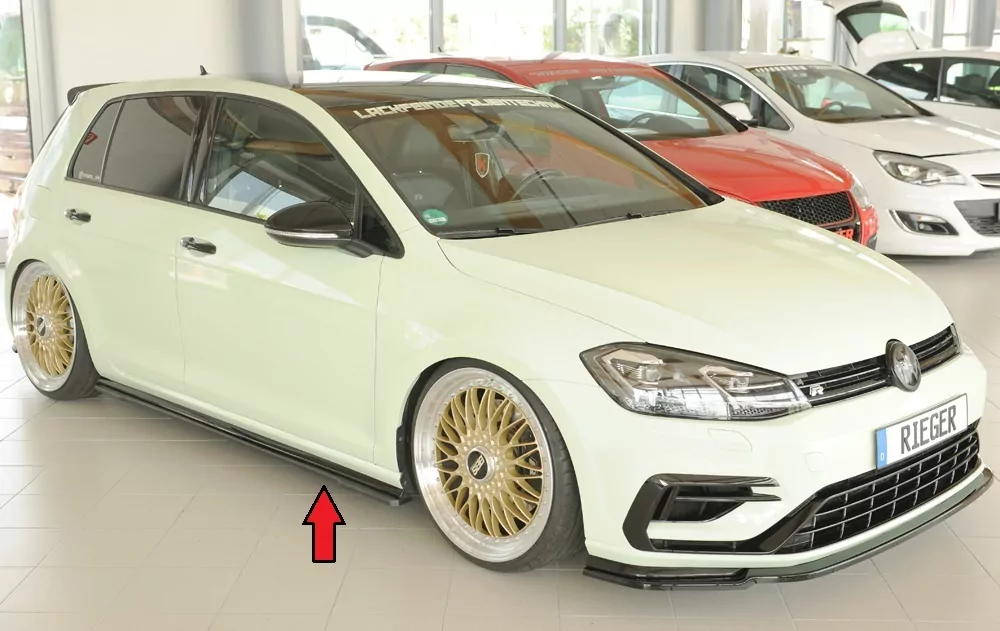 Rieger Seitenschweller rechts ansatz (ca. 19mm) matt schwarz für VW Golf 7 R-Line 5-tür. 02.17- (ab Facelift)