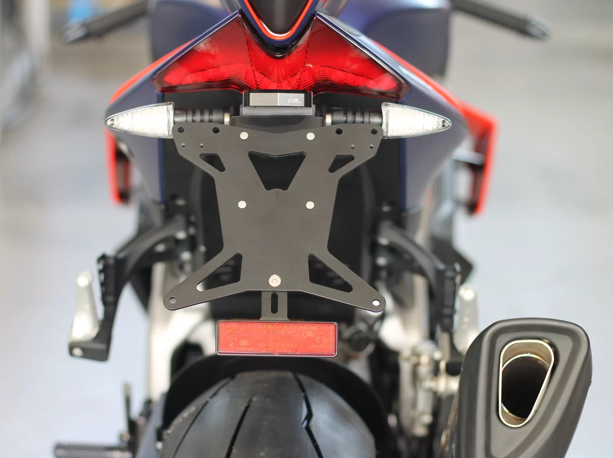MG Biketec Kennzeichenhalter für Aprilia RSV4 1100 / Factory ab 2021