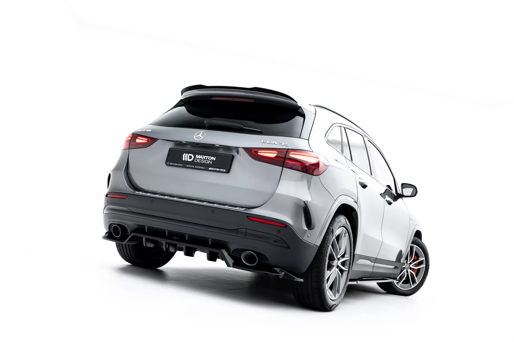 Mittlerer Cup Diffusor DTM Look Heck Ansatz Für Mercedes-AMG GLA 35 H247 Facelift Schwarz Hochglanz