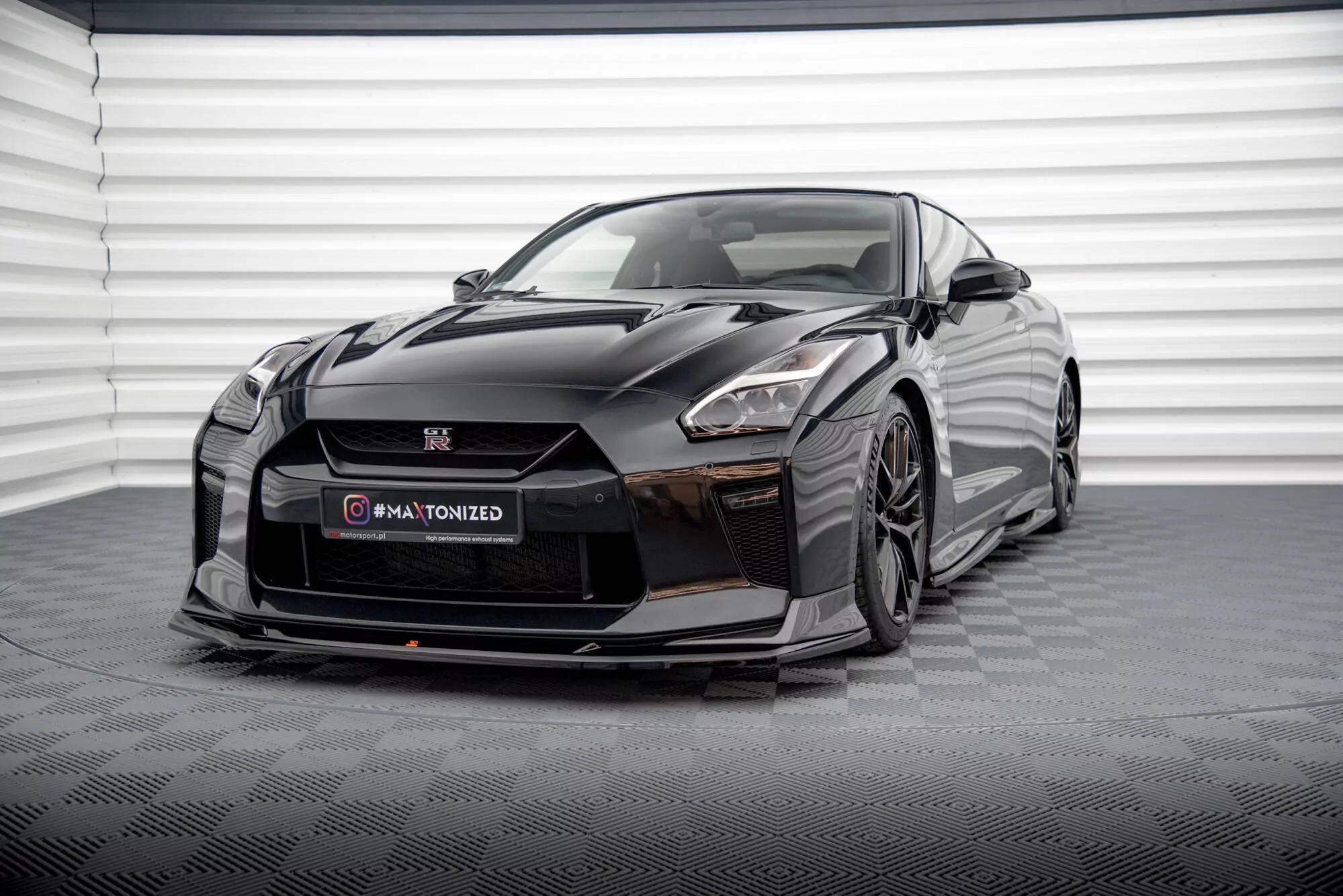 Front Ansatz V.1 Für Nissan GTR R35 Facelift Schwarz Hochglanz