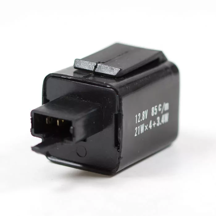 Blinkrelais 2-Polig | 3er Stecker | elektronisch weiblich mit 2 Pins | 12V | 21W x 3,4W 