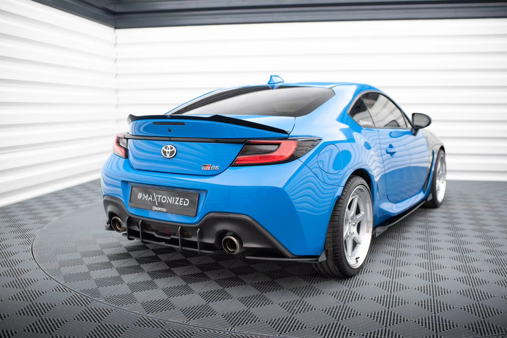 Street Pro Heck Ansatz Flaps Diffusor V.1 +Flaps Für Toyota GR86 Mk1 Schwarz Hochglanz