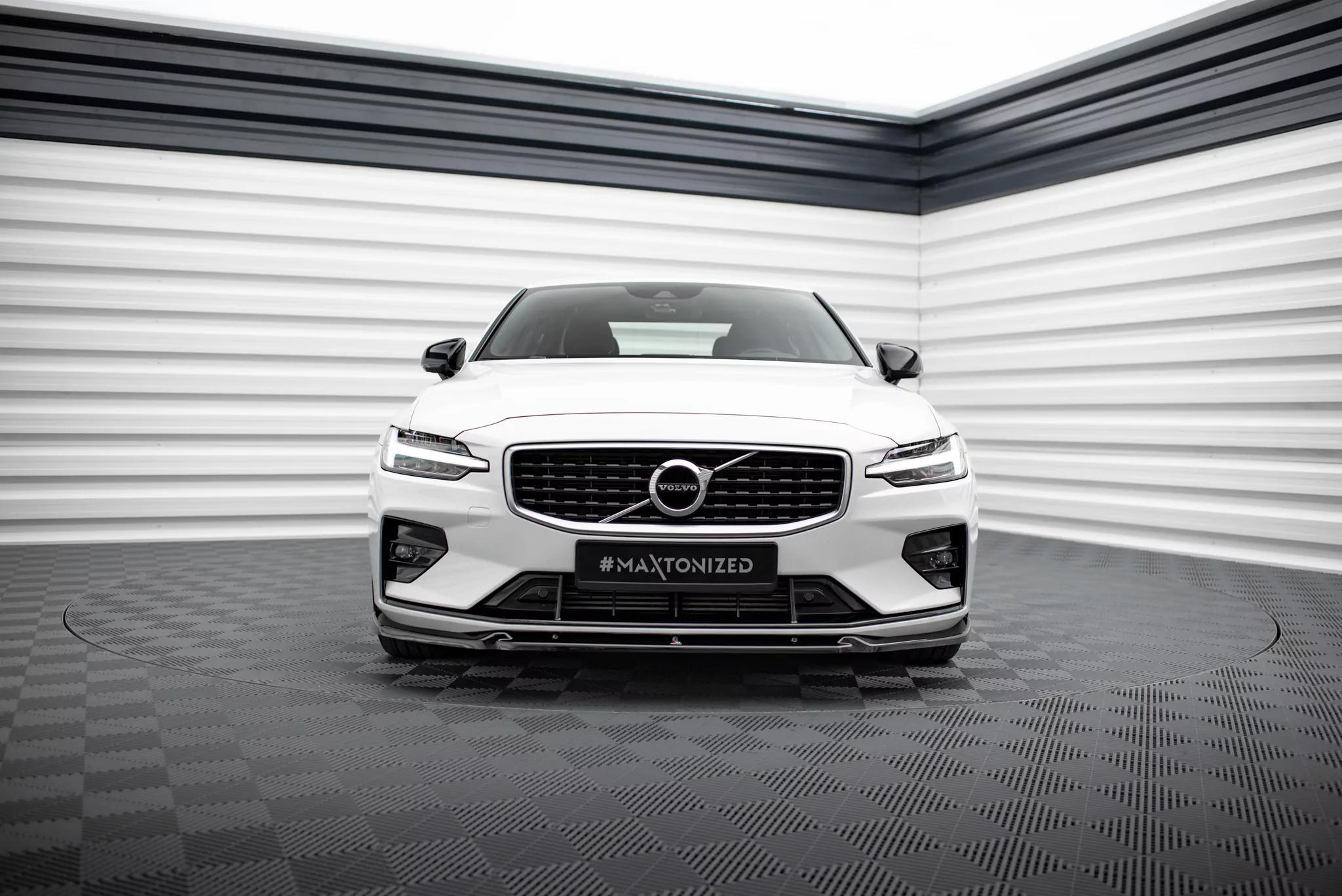 Front Ansatz V.1 Passend Für Volvo S60 R-Design Mk3 Schwarz Hochglanz