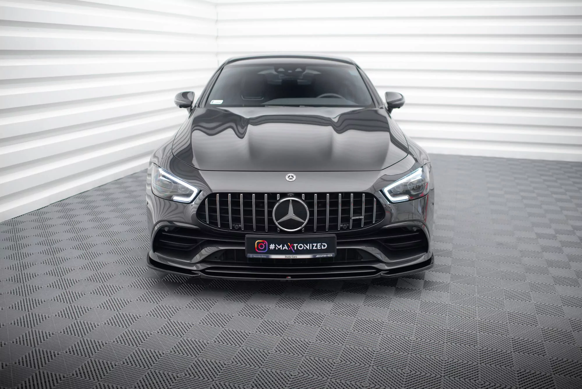 Front Ansatz V.1 Für Mercedes-AMG GT 53 4-Door Coupe Schwarz Hochglanz
