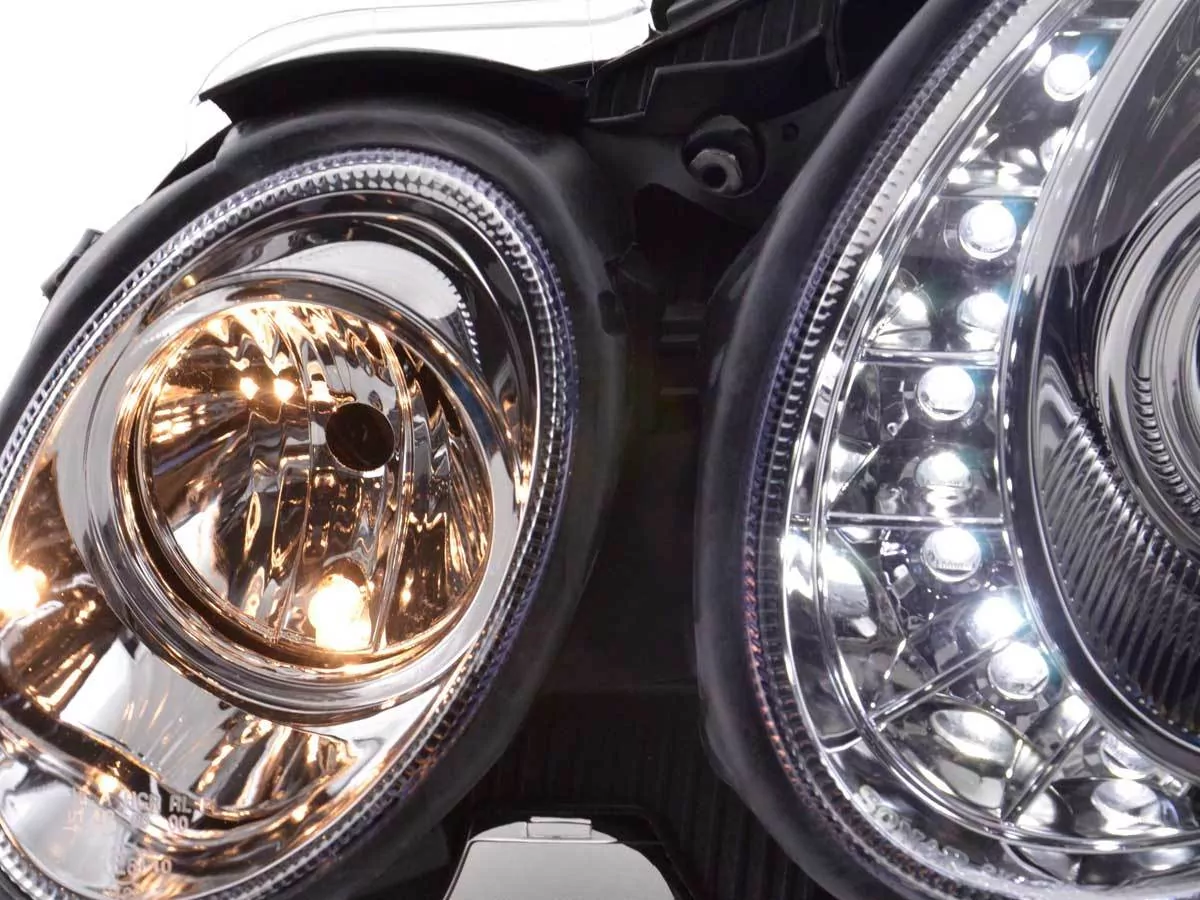Scheinwerfer Set Daylight LED TFL-Optik Mercedes E-Klasse 211 Bj. 02-06 chrom
