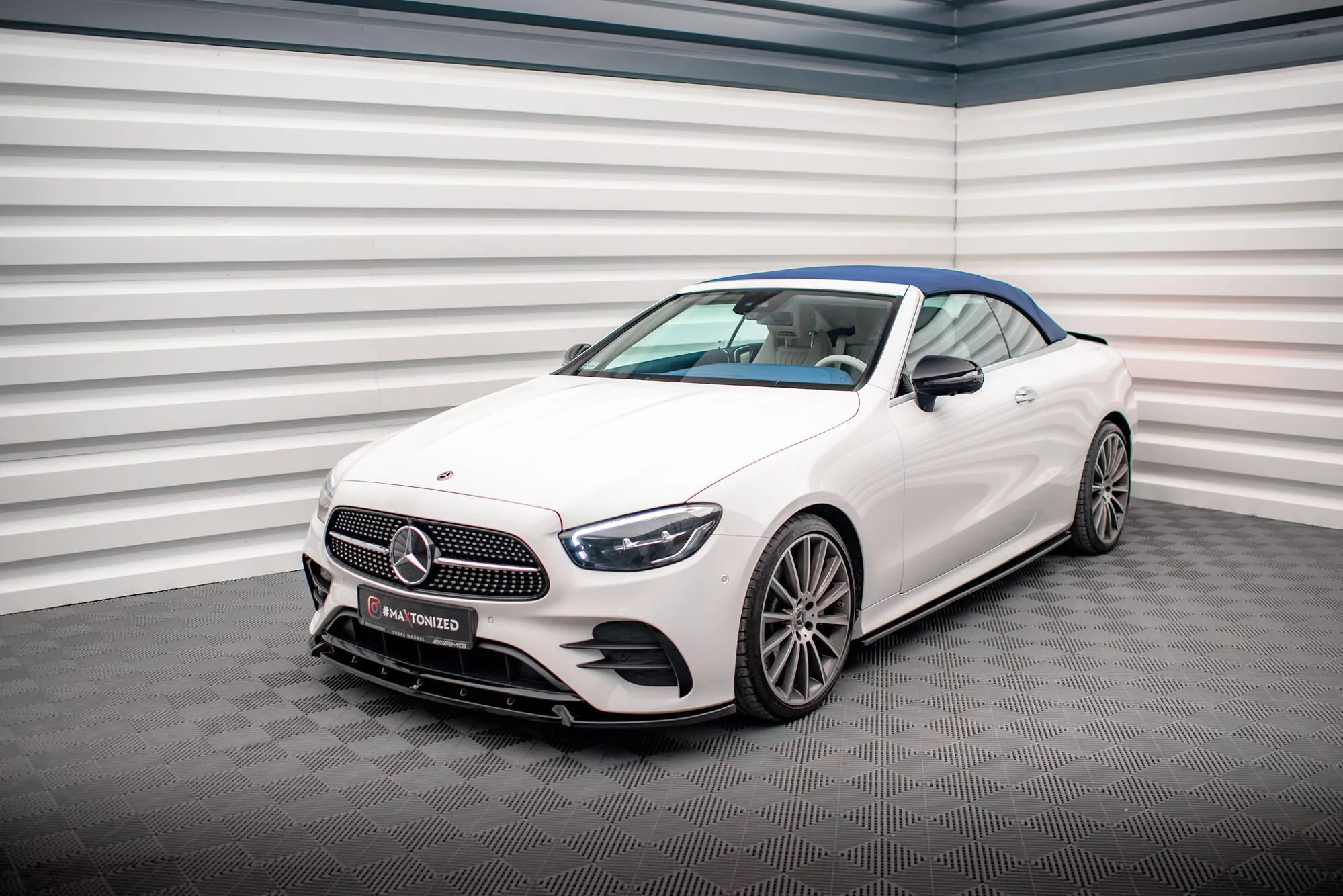 Front Ansatz V.2 Für Mercedes-Benz E-Klasse W213 Coupe Facelift (C238 Facelift) / Cabriolet (A238 Facelift) AMG-Line / 53 AMG Schwarz Hochglanz