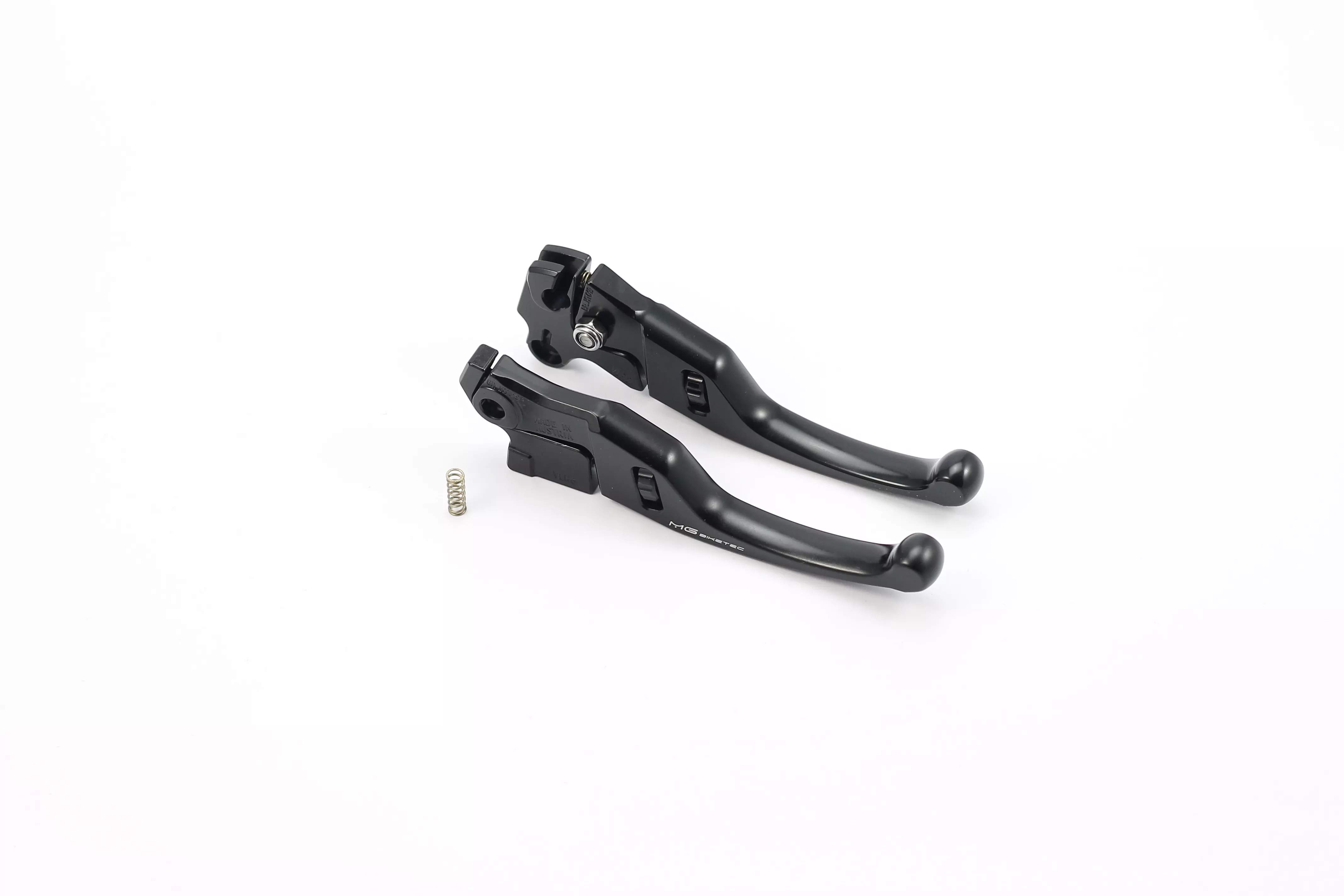 MG Biketec Bremshebelset - Bremshebel Set - Kurz, mit ABE gültig in D - A - CH für Vespa Primavera 50 ab 2025