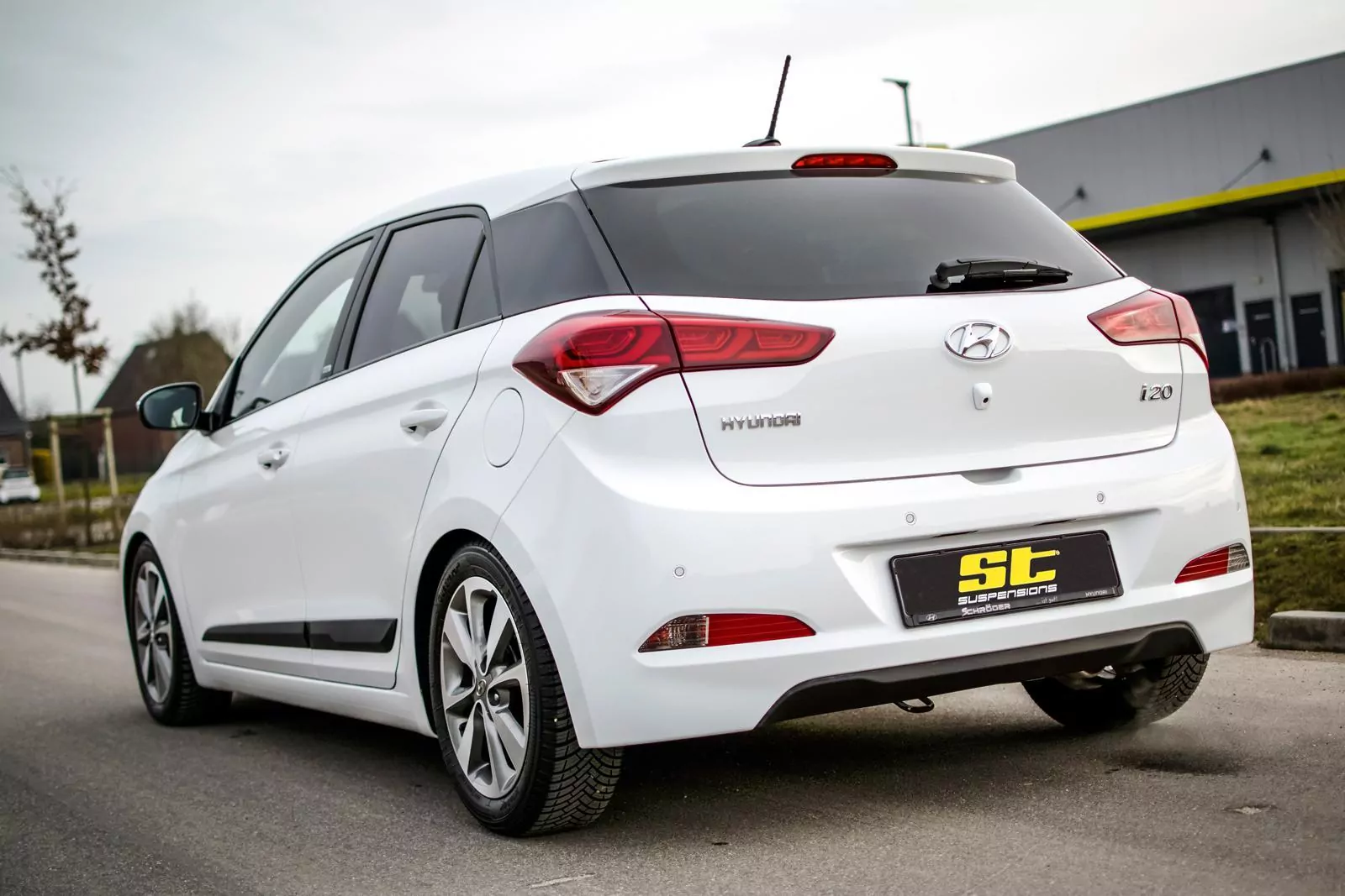 ST Gewindefahrwerk ST X  (mit fester Kennung) HYUNDAI i20 ACTIVE (IB, GB) 09/2015-