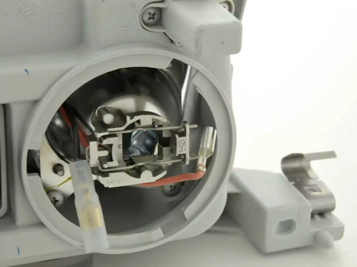 Verschleißteile Scheinwerfer rechts Skoda Octavia (Typ 1U) Bj. 00-04