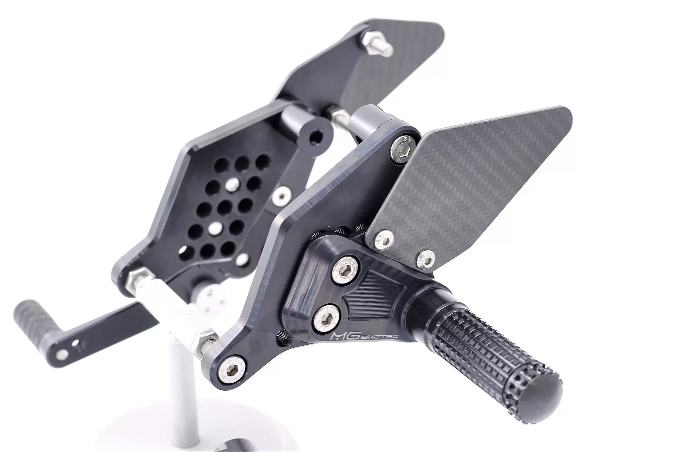 MG Biketec Sportfussrastenanlage / Rastenanlage / Fußrastenanlage mit ABE, gültig in D - A - CH für KTM 690 Duke ab 2016