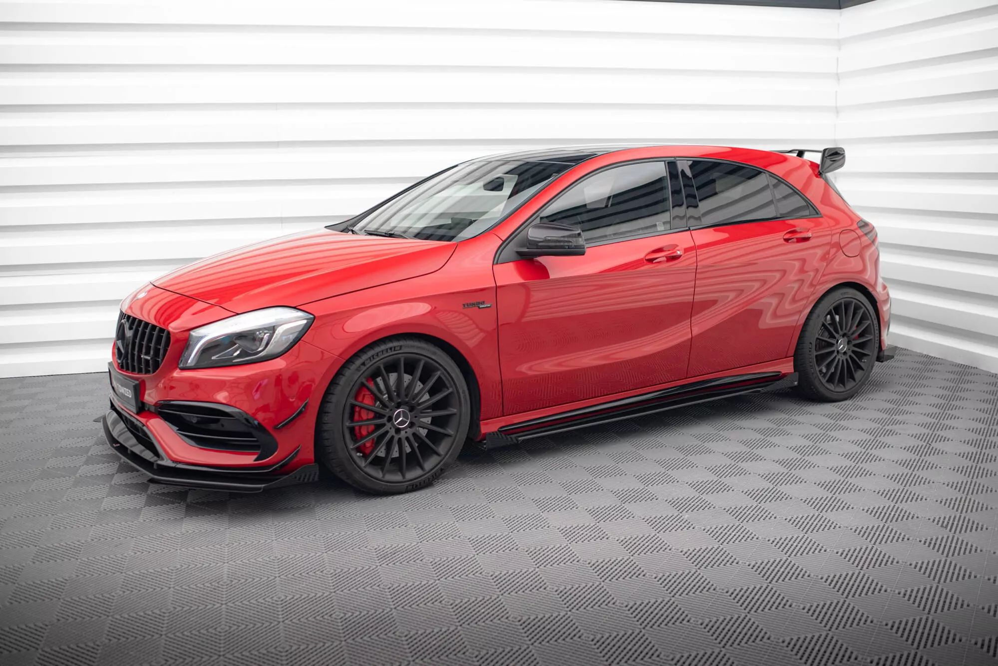 Street Pro Seitenschweller Ansatz Für + Flaps Mercedes-Benz A 45 AMG W176 Facelift Schwarz Hochglanz